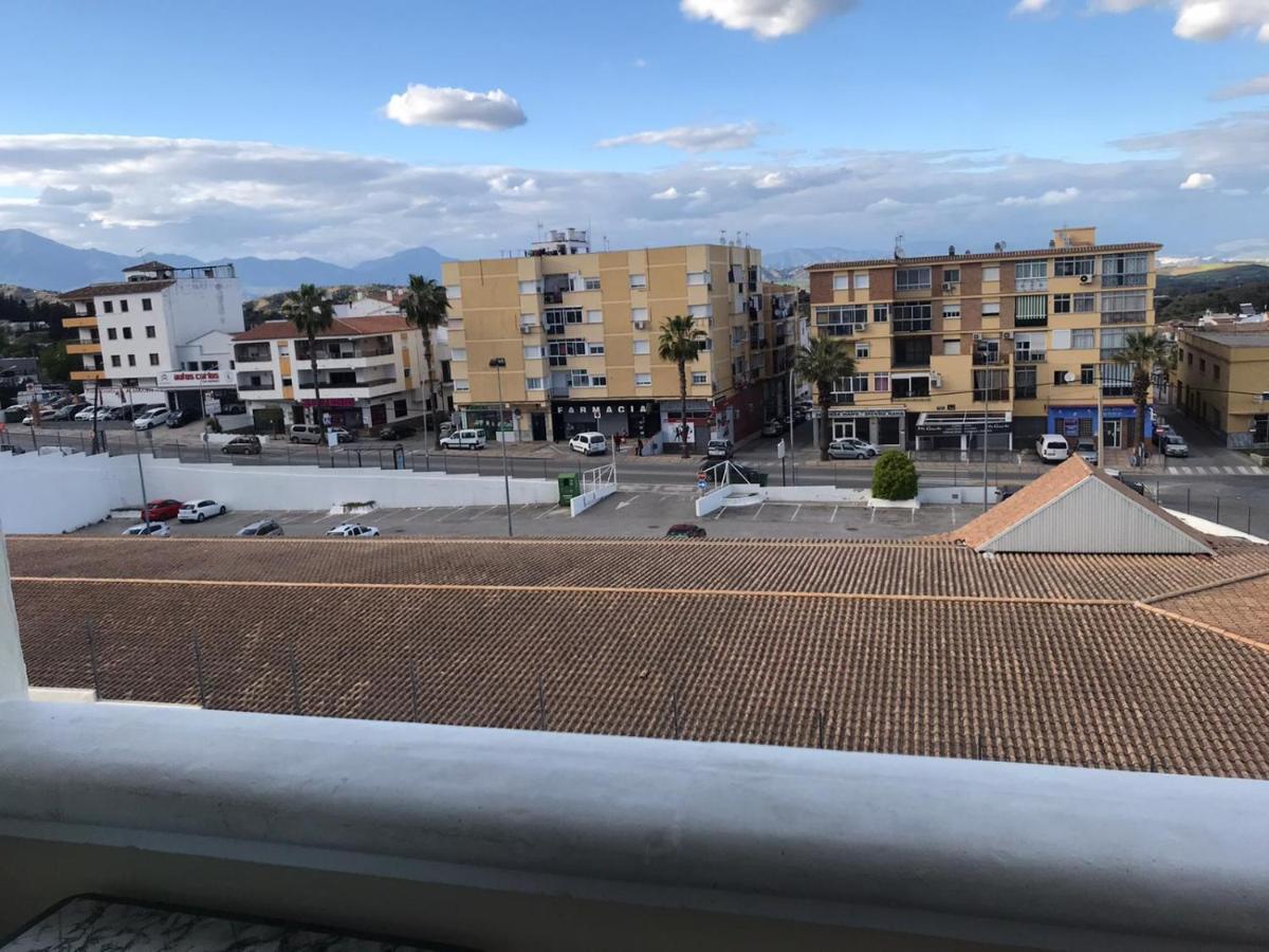 Habitacion Grande Con Bano Privado En Coin A 30Km De La Playa Экстерьер фото