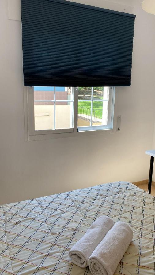 Habitacion Grande Con Bano Privado En Coin A 30Km De La Playa Экстерьер фото